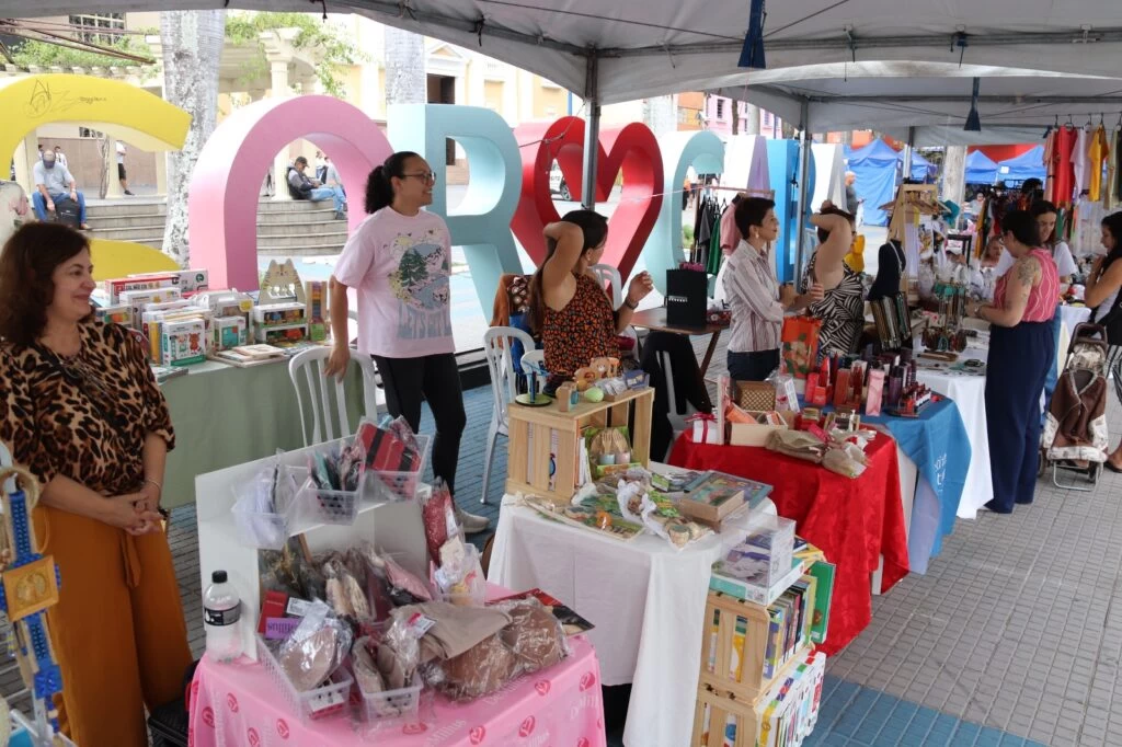 5ª edição da Expo Mulheres Empreendedoras é realizada na Praça Coronel Fernando Prestes