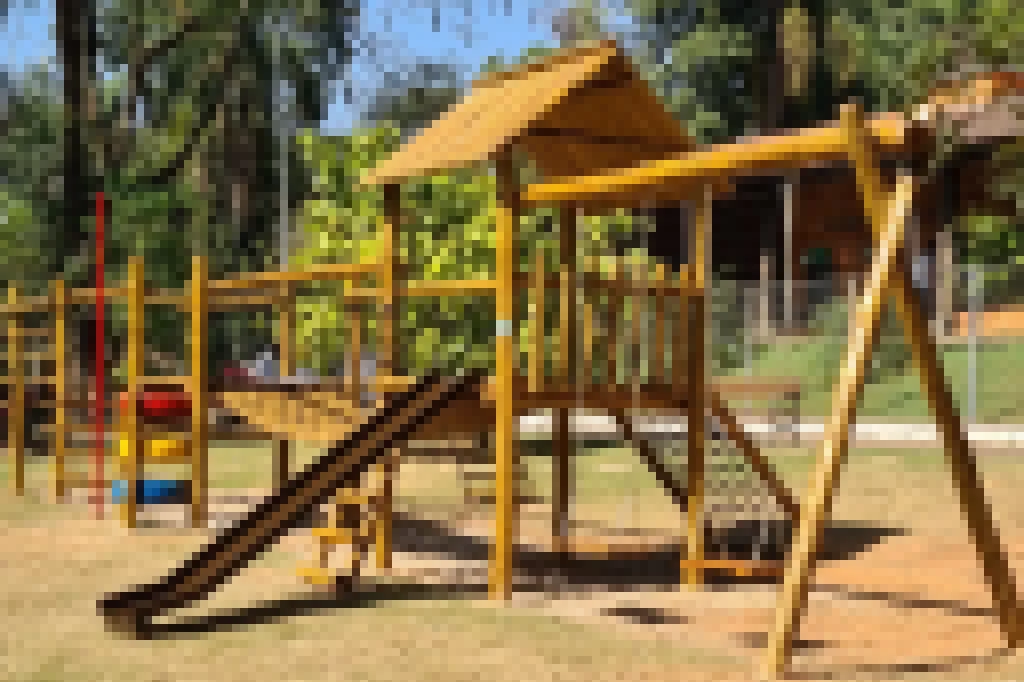 Parque Zoológico Municipal “Quinzinho de Barros” ganha mais um playground ecológico
