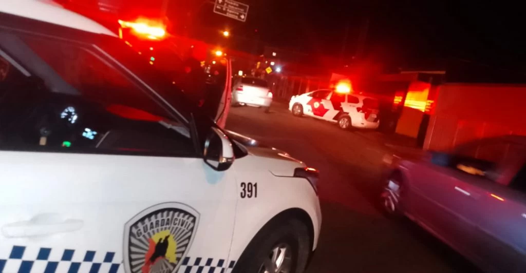 Operações integradas fiscalizam estabelecimentos alvo de denúncias e coíbem irregularidades de trânsito