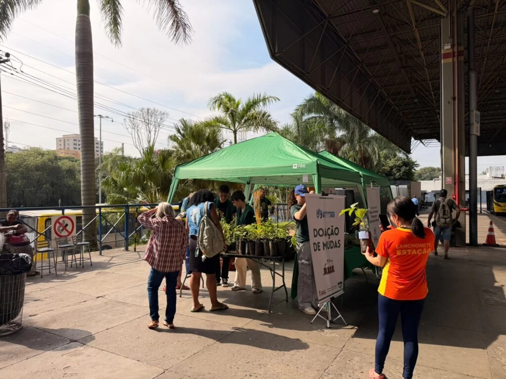 Exposição levou a biodiversidade do Rio Sorocaba ao Terminal São Paulo