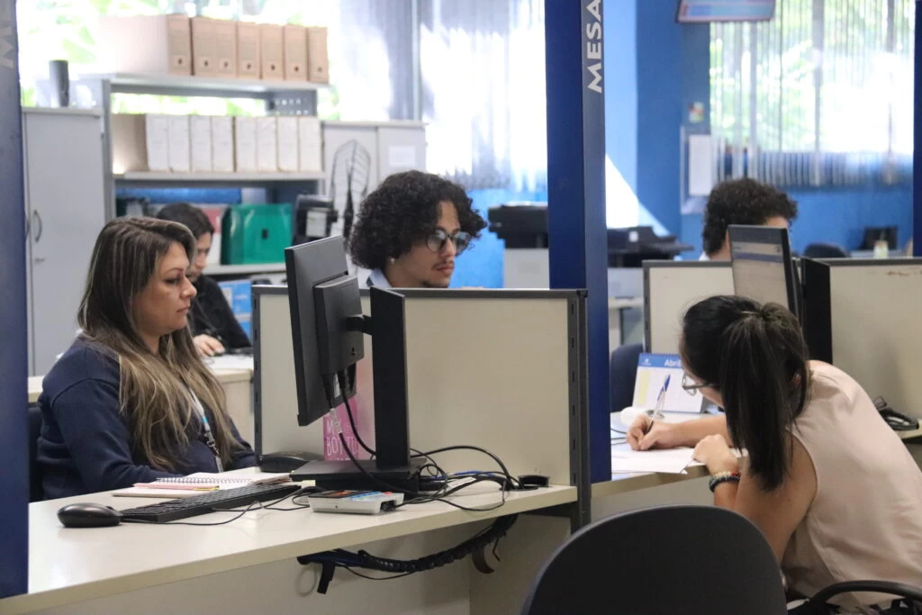 Casa do Cidadão Zeladoria do Paço Municipal agora conta com o Posto de Atendimento Virtual da Receita Federal
