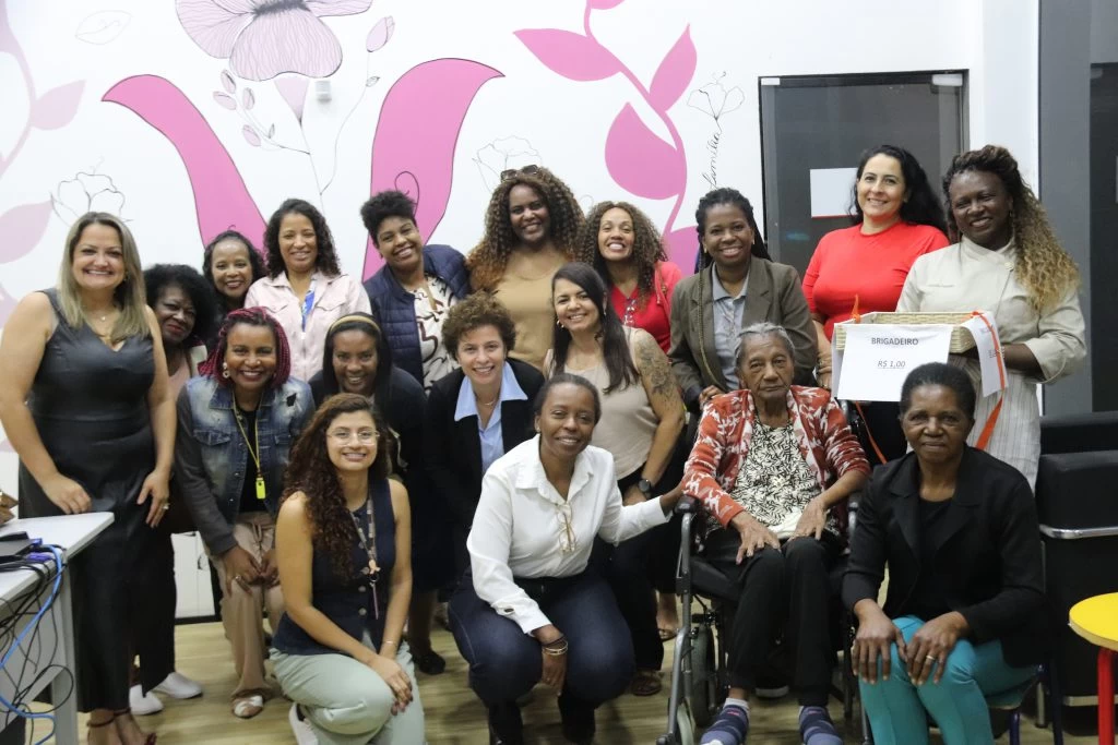 Secretaria da Mulher e Sebrae dão início ao curso Potência Negra com convidada especial que é expoente entre as empreendedoras negras