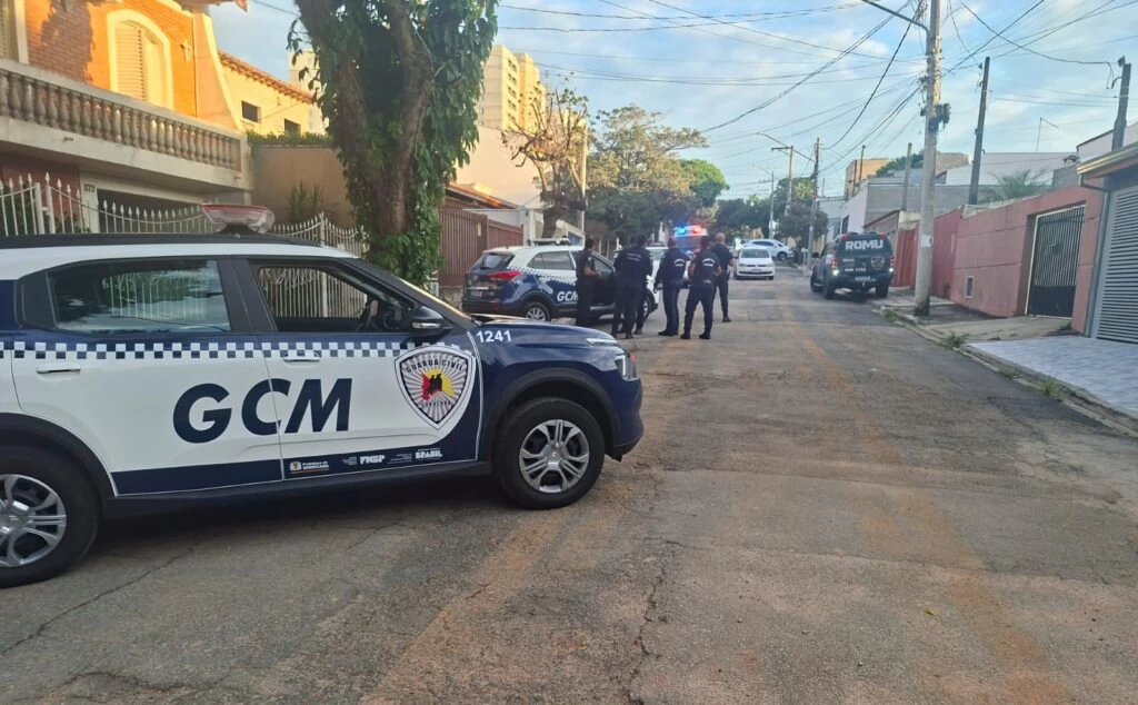 Desentendimento no trânsito termina em morte, deixa mulher ferida e GCM de Sorocaba prende autor