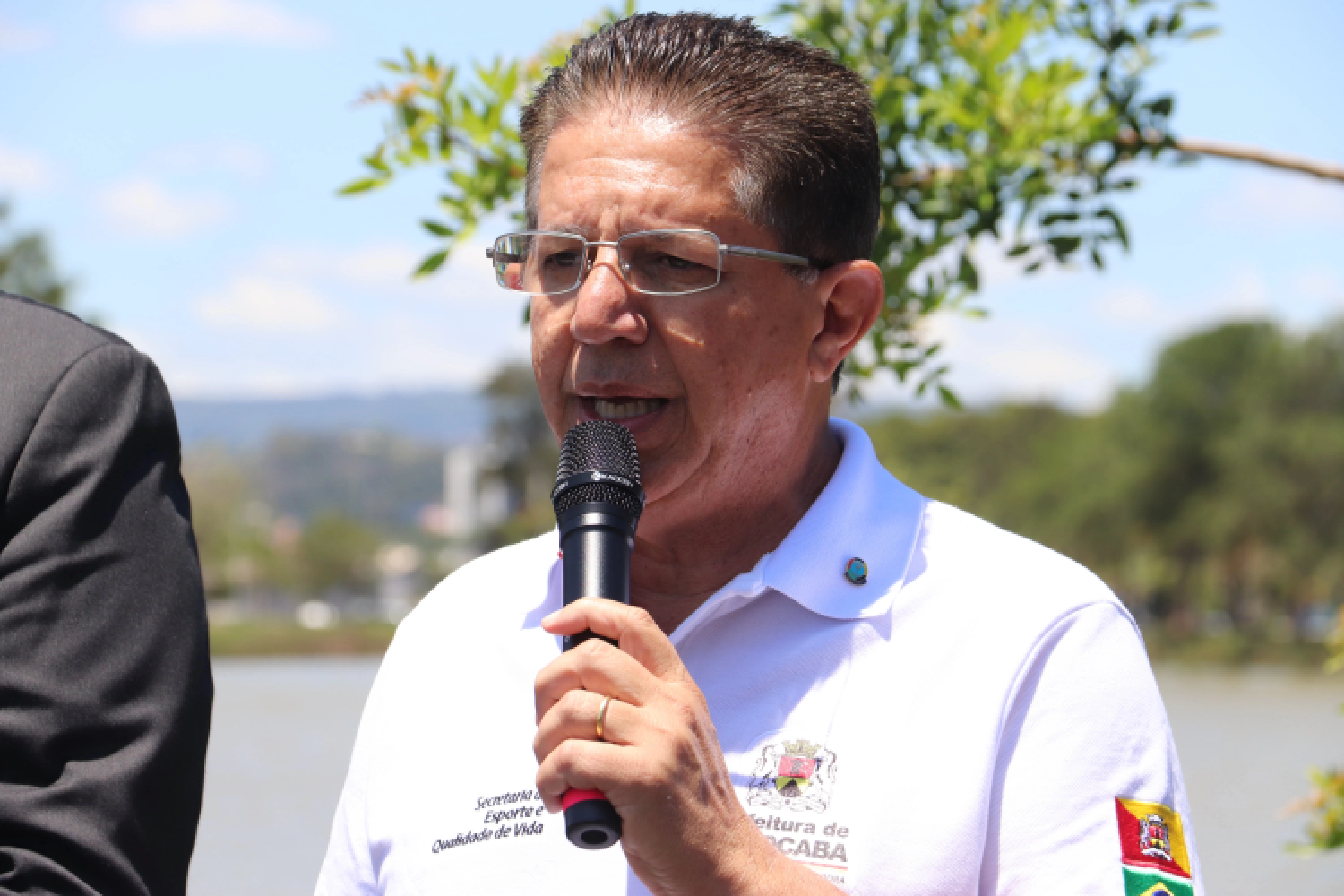 Muito criticado e sem grandes realizações, Secretário de Esportes pede exoneração