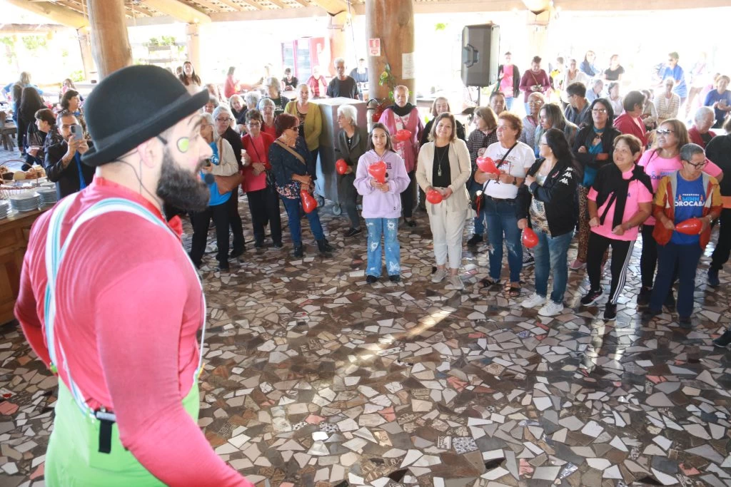 Café da manhã especial de Dia das Mães reúne 400 pessoas de Centros Esportivos e do ‘Caminha Sorocaba’
