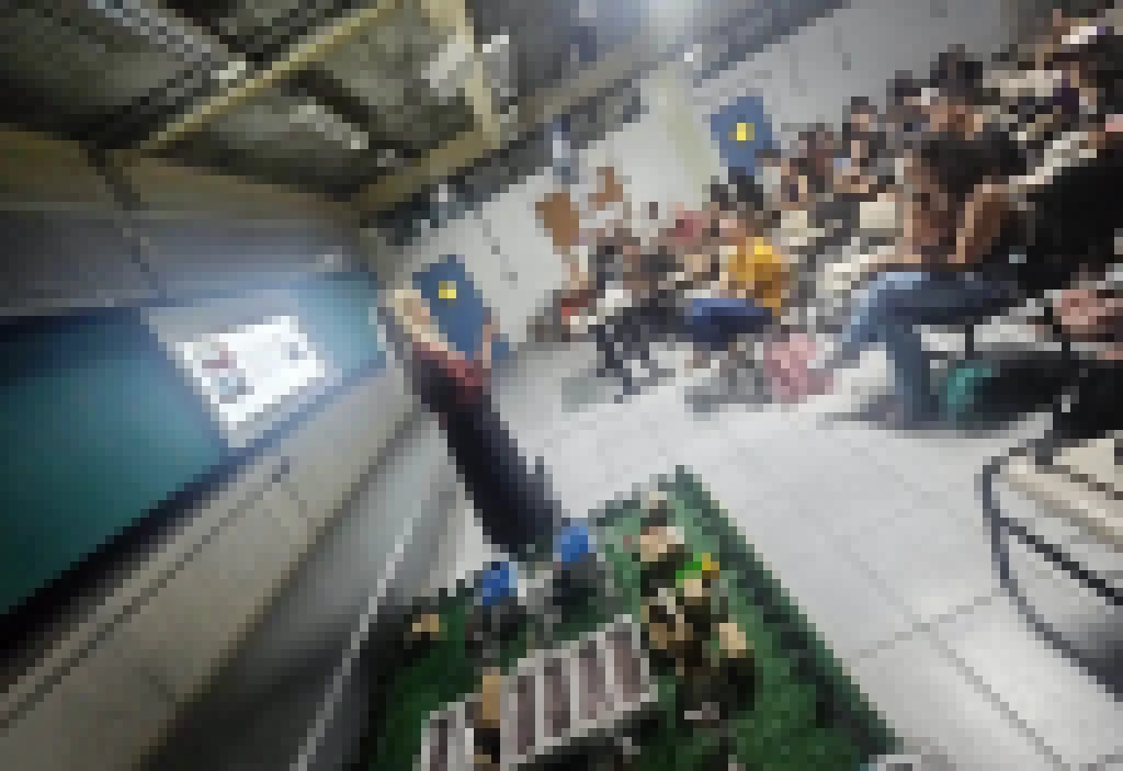 Biólogas do Saae/Sorocaba falam para universitários sobre saneamento básico e educação ambiental