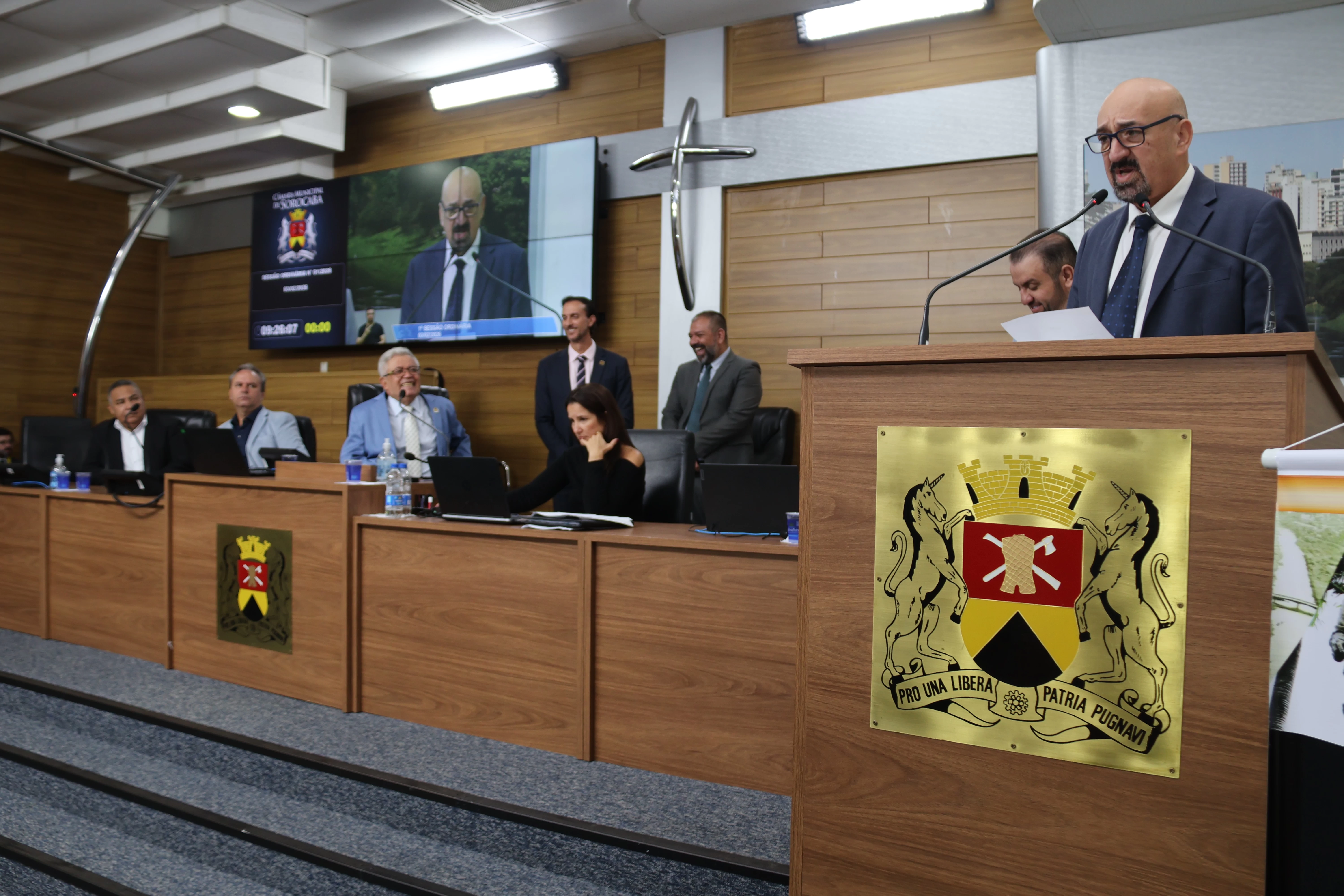 Chefe do Poder Executivo participa da primeira sessão ordinária da Câmara de Vereadores de 2026