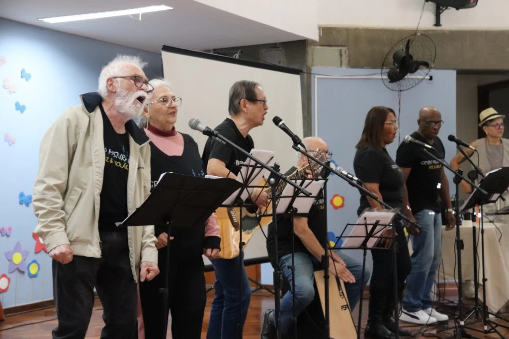 Clube do Idoso oferece programação especial para comemorar o Dia dos Avós