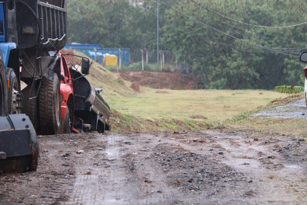 Prefeitura de Sorocaba inicia pavimentação de rua na Vila Haro