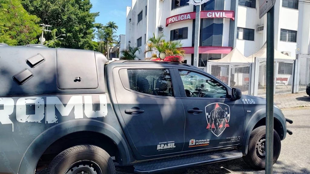 GCM detém mulher que invadiu casa da mãe e a ameaçou em busca de dinheiro