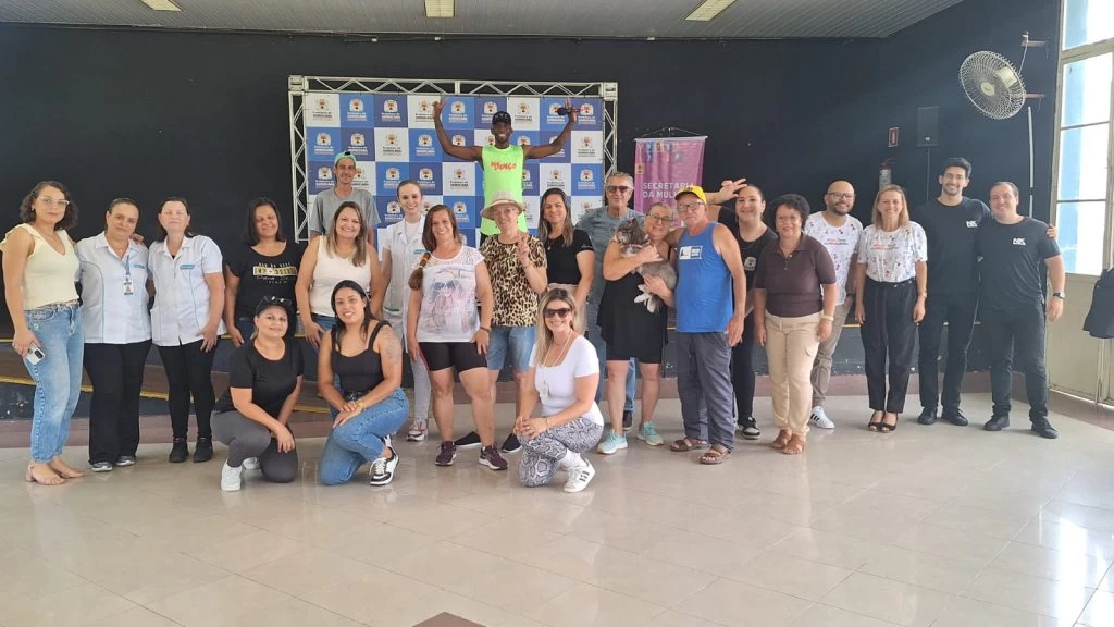 Secretaria da Mulher realiza ação especial no Parque dos Espanhóis no Dia Mundial de Luta contra a Aids