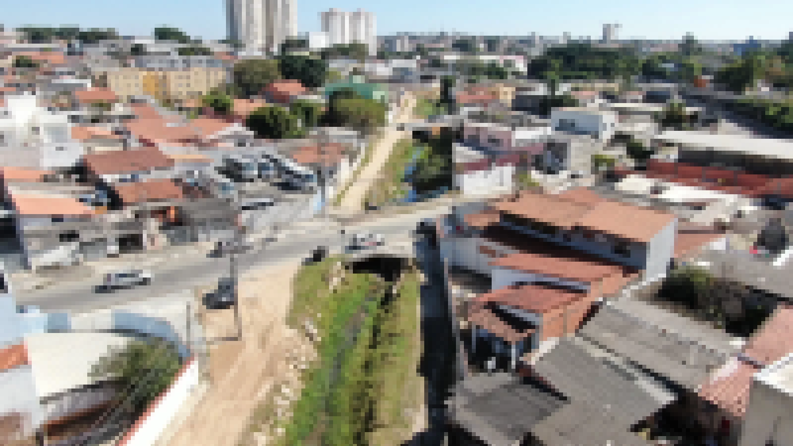 Prefeitura de Sorocaba e Saae anunciam reconstrução de segunda travessia sobre córrego no Jardim Piratininga