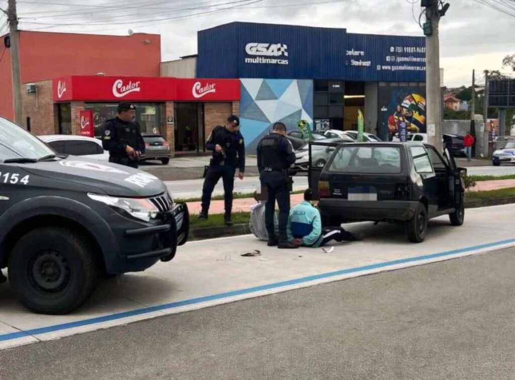 GCM prende homem por tráfico e apreende 420 porções de crack na Zona Norte