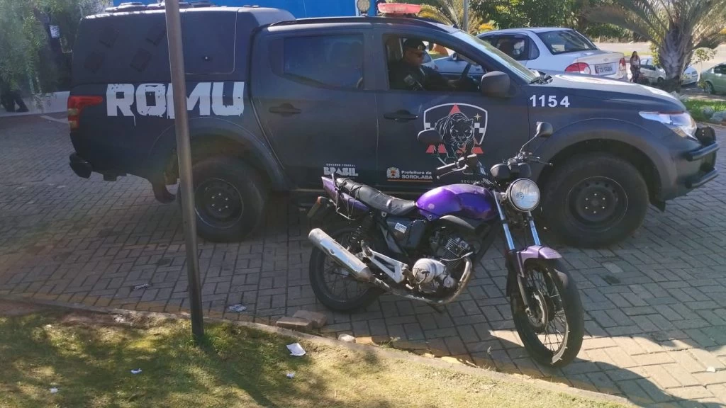 GCM apreende motocicleta irregular durante patrulhamento no Parque São Bento