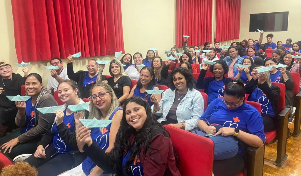 Secretaria da Educação realiza formação com os profissionais de apoio da rede municipal