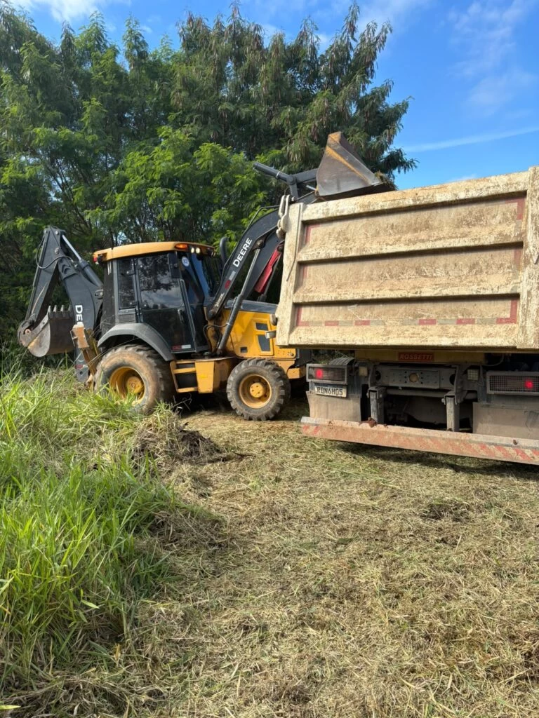 Parque Natural da Cachoeira “Doutor Eduardo Alvarenga” recebe serviços de manutenção