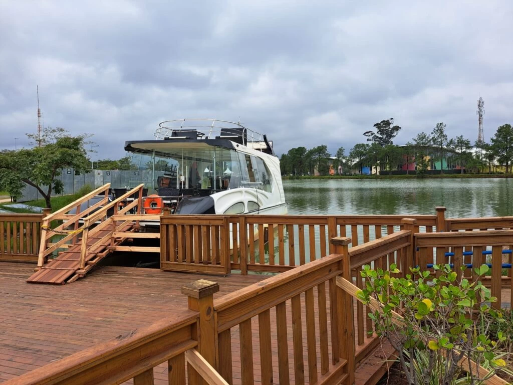 Barco da Copa é atração gratuita no Paço Municipal