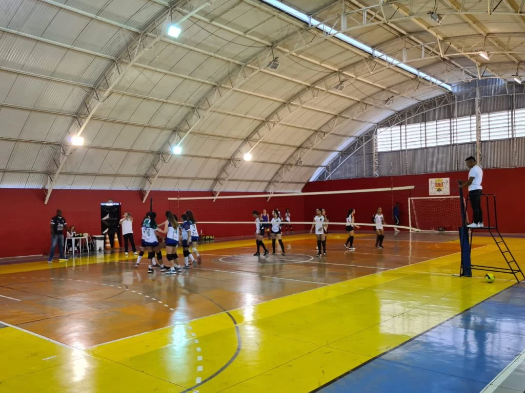 Jogos da Final da Copa de Voleibol “Meninos e Meninas da Vila” 2025 acontecem no Sesi Sorocaba neste domingo (14)