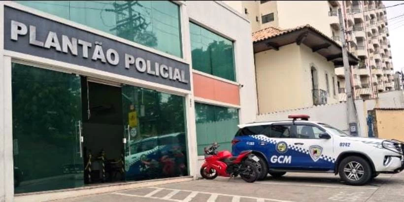 GCM localiza no Jardim Santa Helena moto furtada no bairro Lopes de Oliveira