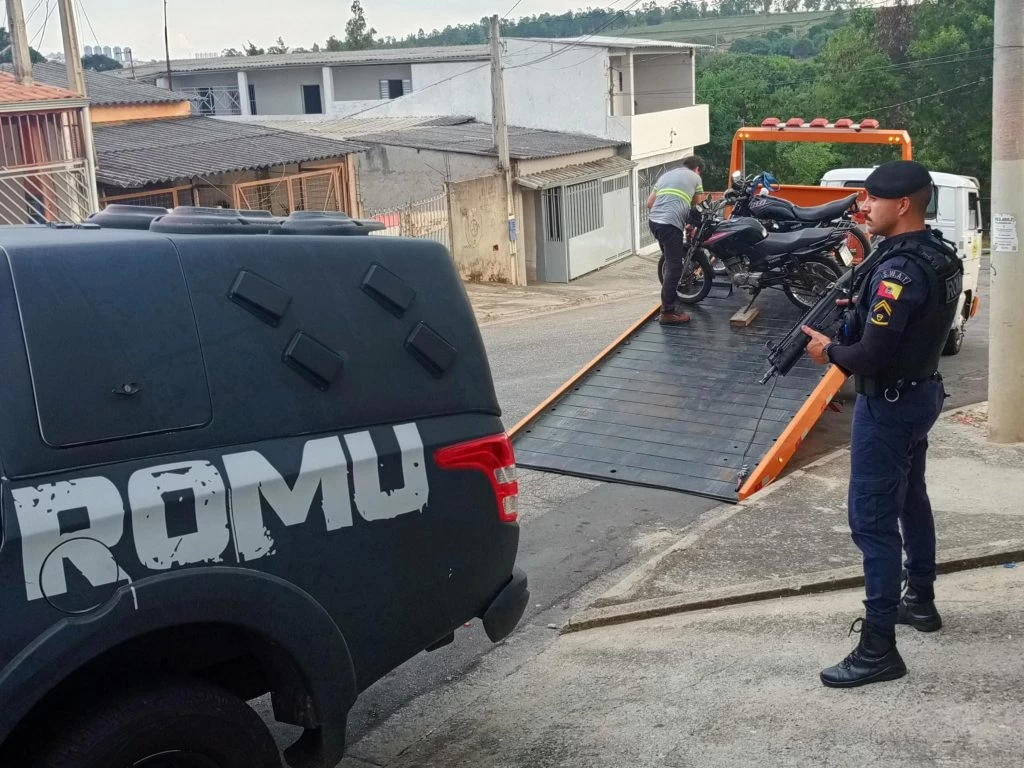 GCM localiza moto furtada em bairro da Zona Norte e o veículo é devolvido ao seu proprietário nesta quinta-feira (17)
