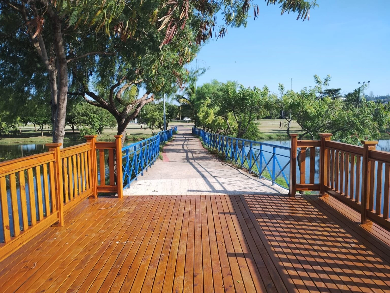 Após reforma, ponte e deck do Parque das Águas estão abertos à população