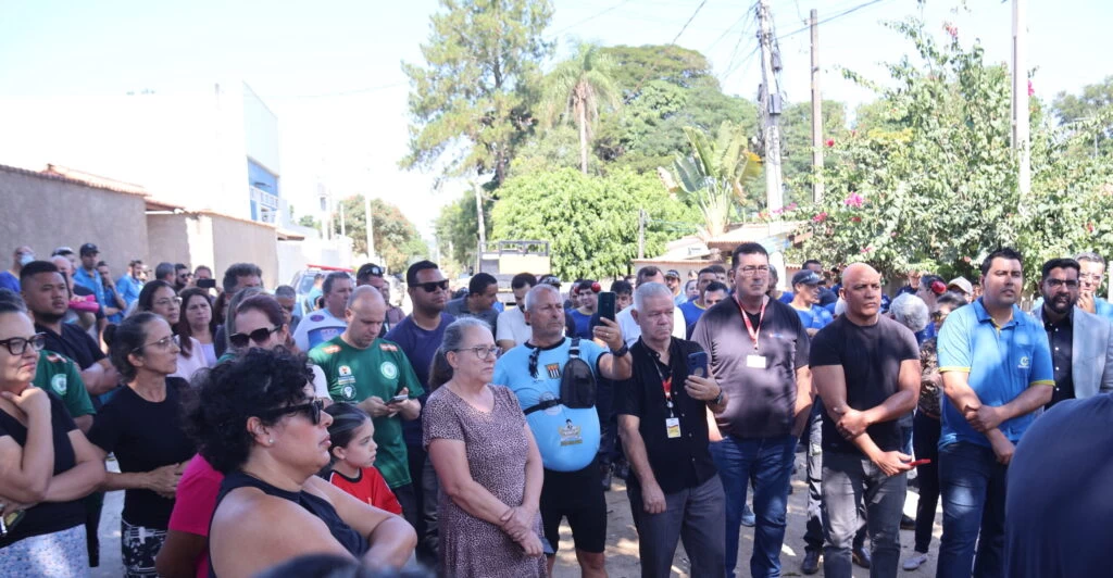 “Prefeitura de bairro em bairro” visita Ipanema do Meio e Inhayba