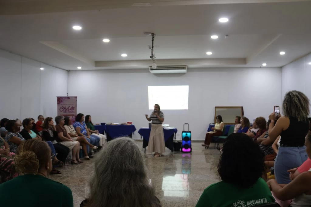 Secretaria da Mulher realiza a última edição do ano do Chá das Rosas acolhendo também pacientes ostomizadas