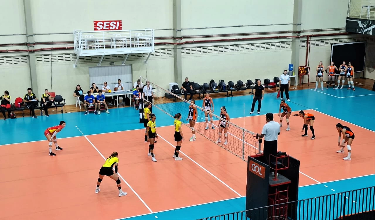 Renasce Voleibol enfrenta o Abel Moda Vôlei/Brusque (SC) pela Superliga B Feminina 2024 no Sesi Sorocaba nesta quarta-feira (21)