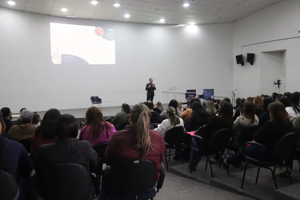 Secretaria de Inclusão e Transtorno do Espectro Autista promove evento de capacitação sobre o tema “Inclusão, TEA e Doenças Raras”