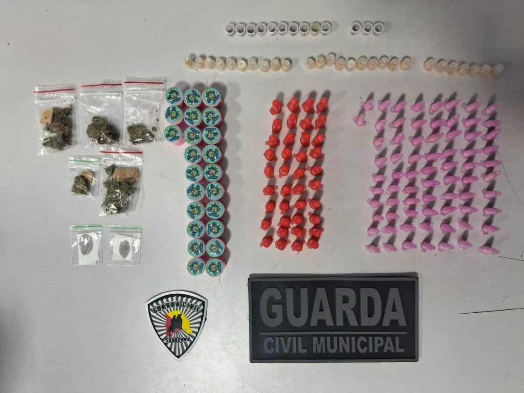 GCM apreende 181 poções de drogas perto de escola no Parque São Bento