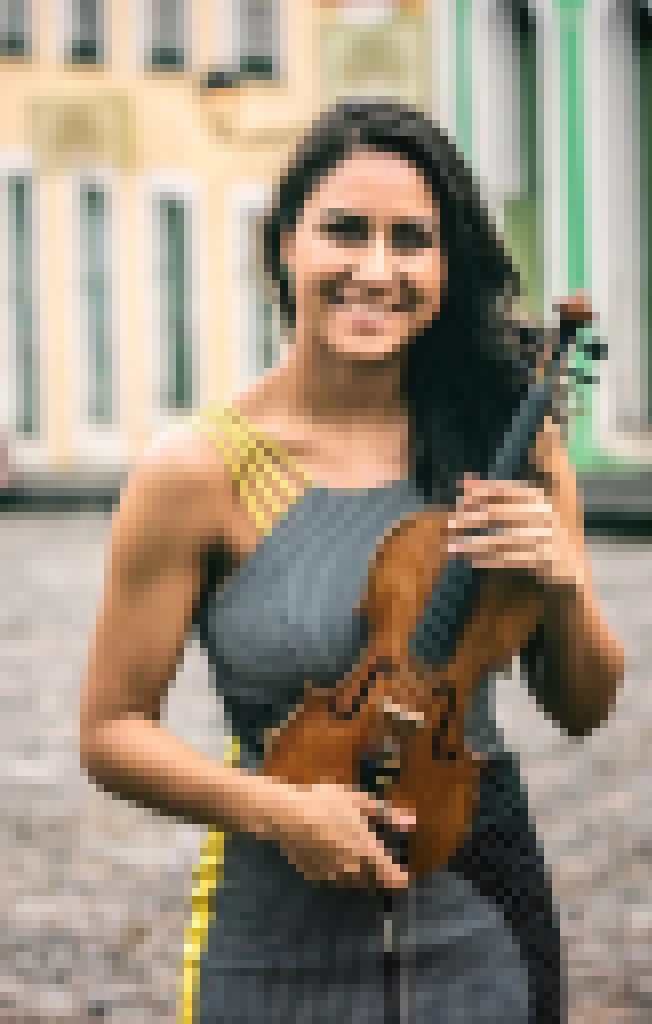 Renomada violinista Priscila Rato ministra masterclass gratuita na Fundec