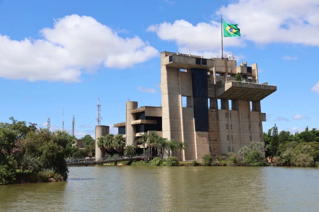 Veja como ficam os serviços públicos municipais no feriado prolongado de Tiradentes