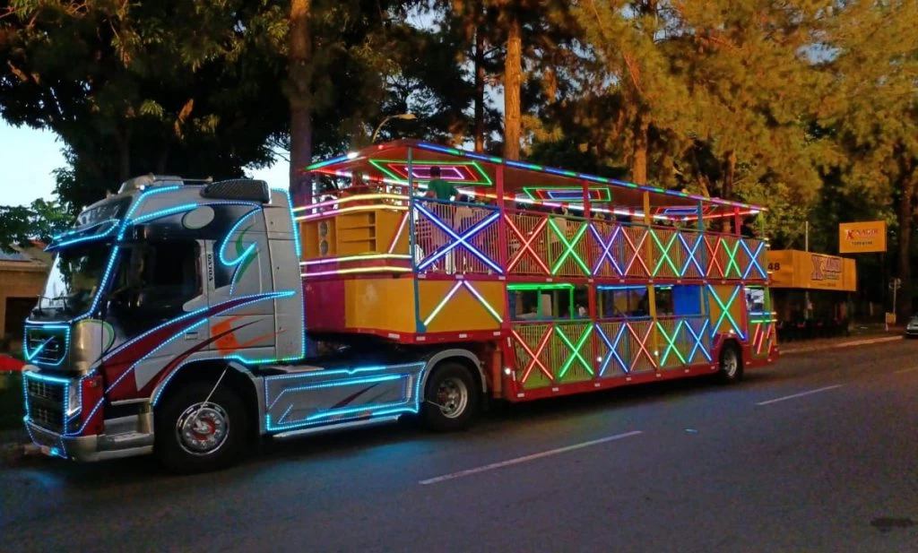 Carreta da Alegria realiza ação beneficente no Parque das Águas para contribuir com o Fundo Social neste domingo (19)