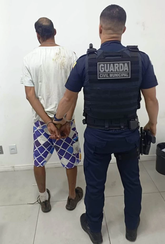 GCM prende suspeito por tráfico de drogas no Jardim São Guilherme