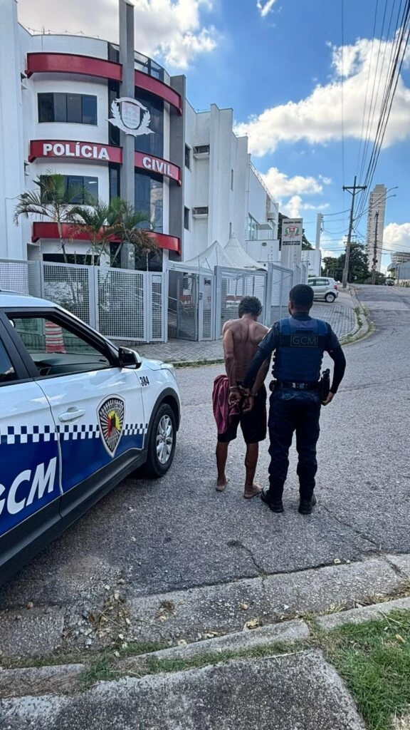 GCM é acionada via “Protege Mulher” e detém acusado no Jd. Nova Esperança
