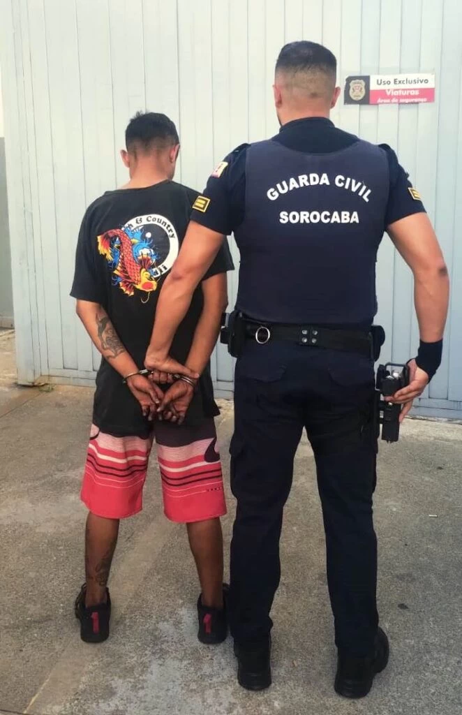 GCM detém acusado de tráfico e recolhe 165 porções de drogas na região do Éden