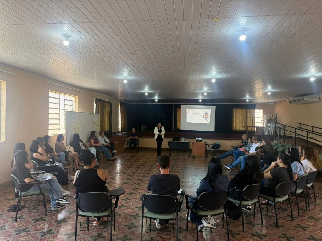 Secretaria da Cidadania de Sorocaba capacita entrevistadores do CadÚnico