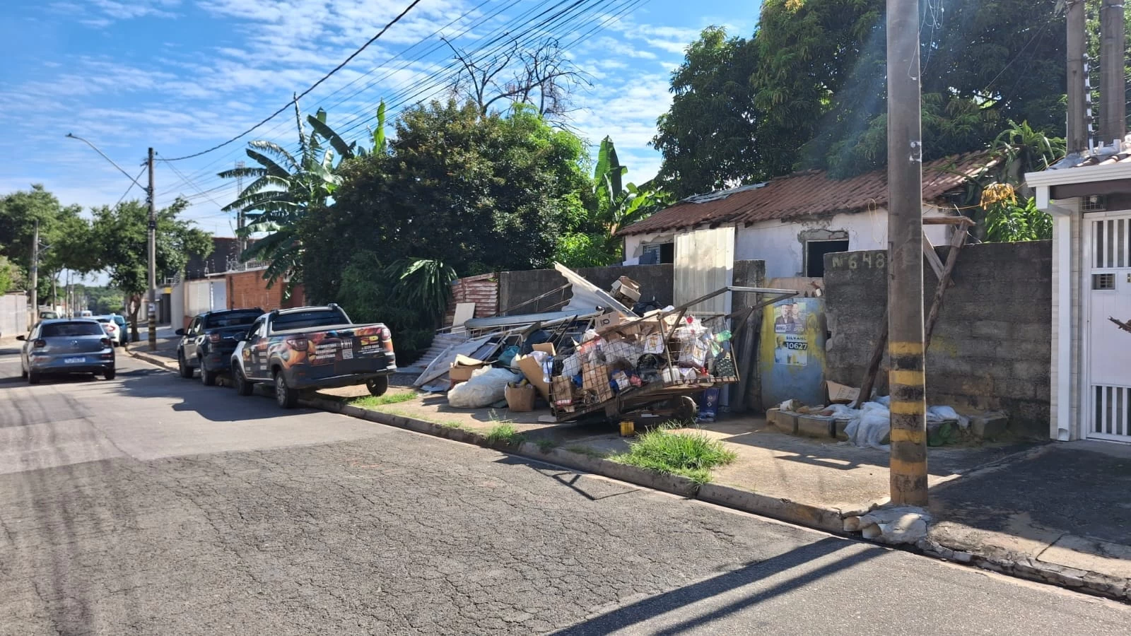 Operação Ferro-Velho interdita estabelecimento irregular nesta quinta-feira (26) na Vila Fiori