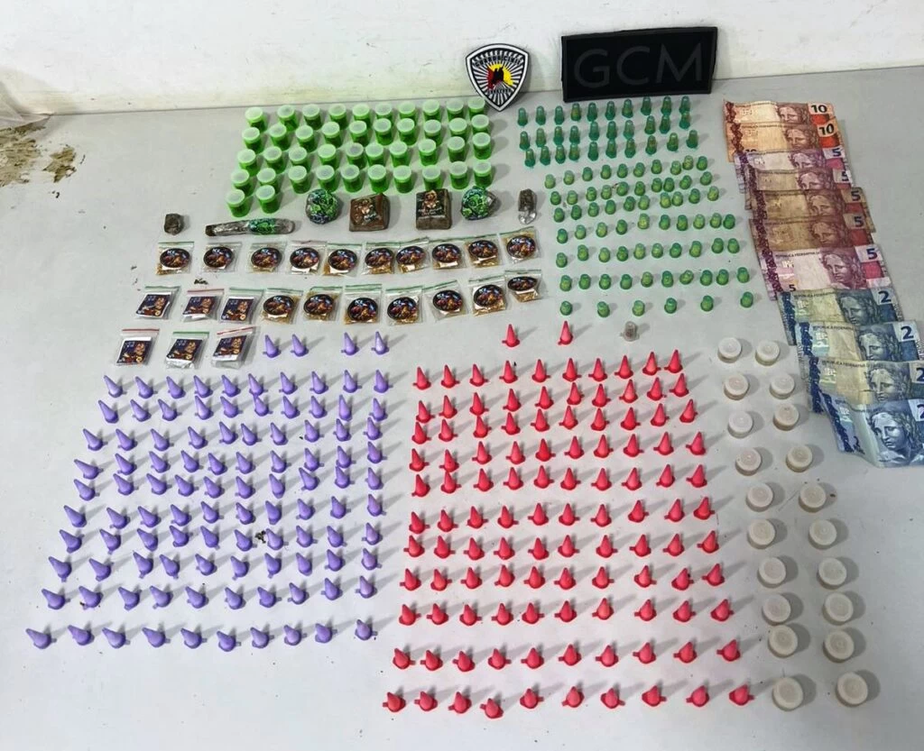 GCM apreende 405 porções de drogas durante patrulhamento no Parque Vitória Régia