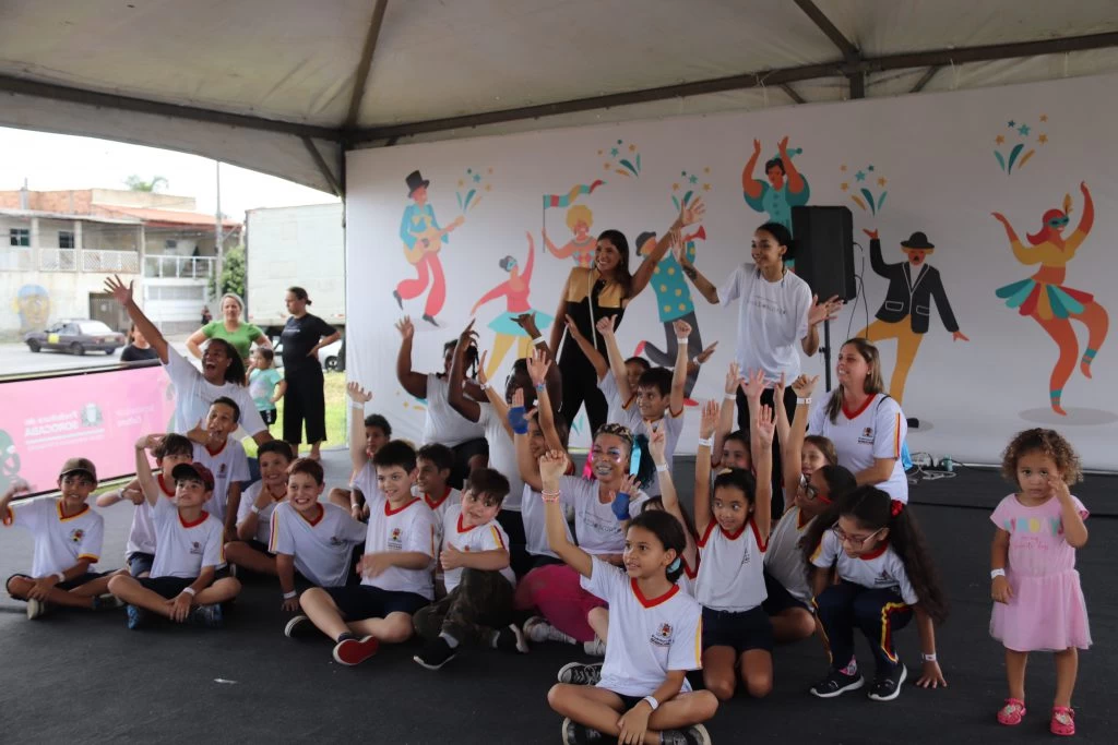 “Projeto Caleidoscópio” proporciona atividades artísticas e culturais a alunos da rede municipal de ensino de Sorocaba