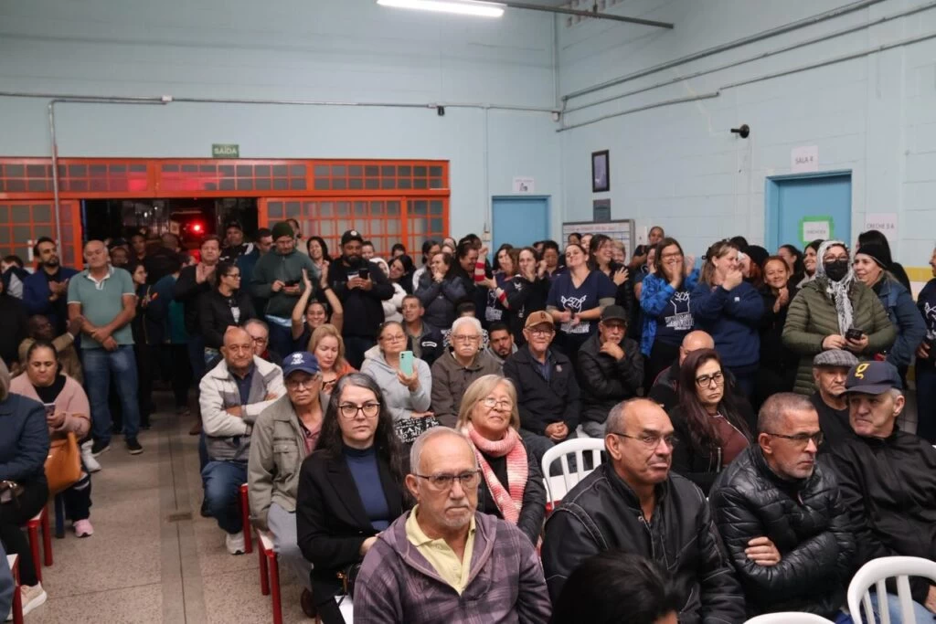 Prefeitura de Sorocaba entrega contratos de doação de ‘áreas de gola’ no Júlio de Mesquita Filho