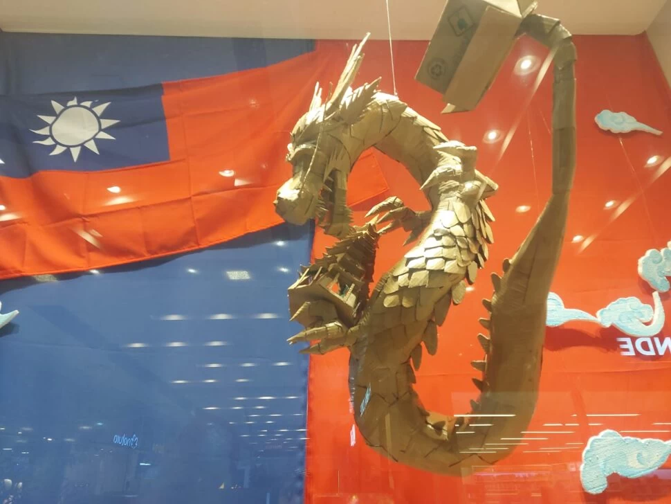 Exposição coletiva “Encontro na Terra Estrangeira” é atração no Pátio Cianê Shopping