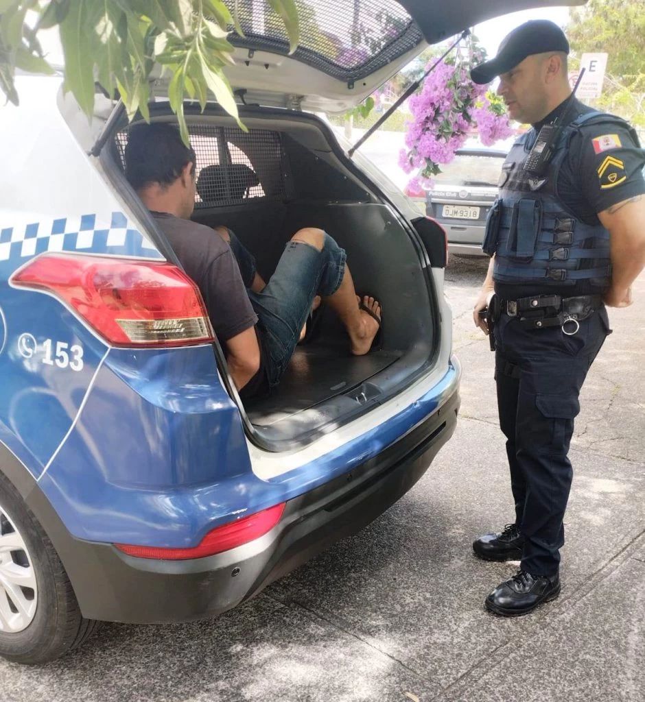 GCM atende “Protege Mulher” e detém homem por descumprir medida protetiva no Jardim dos Estados