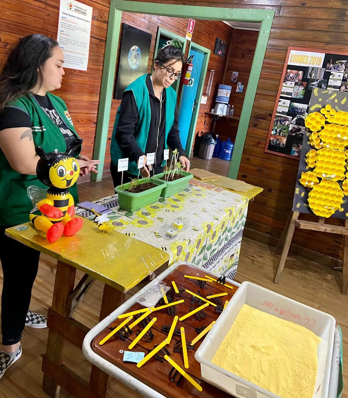 Projeto “Pinte no Parque e Faça Arte” traz programação sobre Polinização no Parque da Biquinha neste sábado (30)