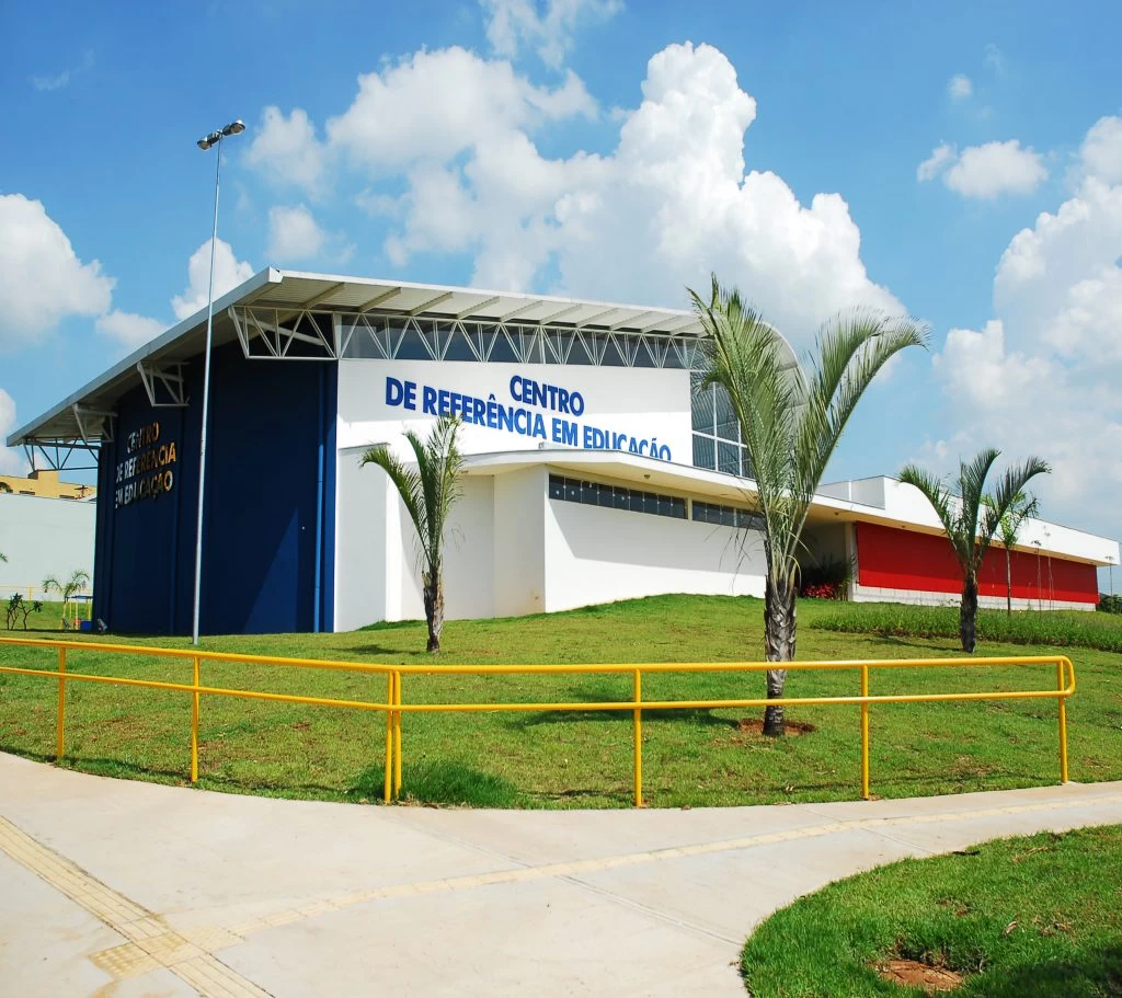 A Prefeitura de Sorocaba está com vagas abertas para os interessados em atuar como estagiários na área da Educação