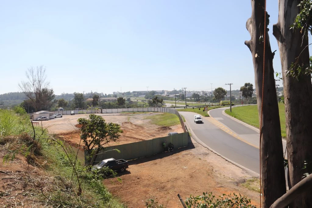 Prefeitura inicia construção do complexo viário para interligar Avenidas Fernando Stecca e Independência