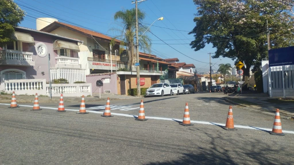 Semob altera sentido de trânsito de veículos em duas ruas no Jardim Mariana