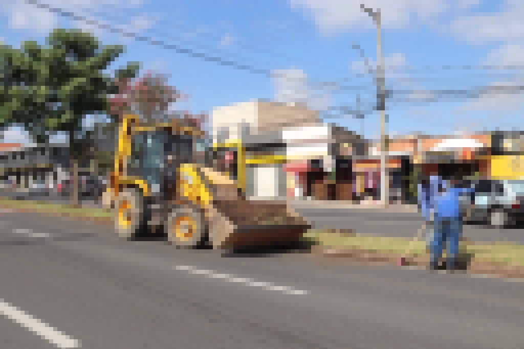 Prefeitura realiza mutirão de ações de zeladoria e revitalização no Parque São Bento
