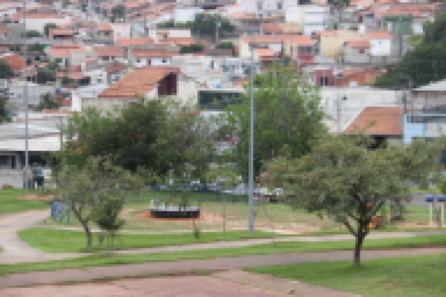 Prefeitura inicia revitalização de praça no Jardim Ipiranga