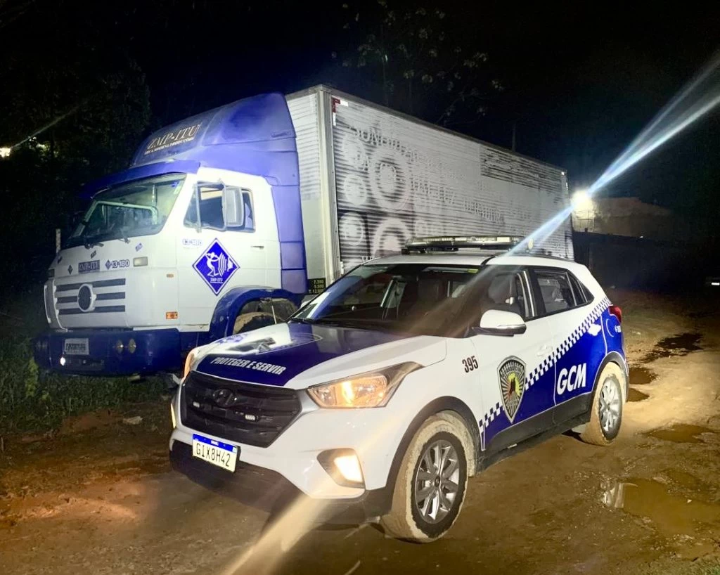 Guarda Civil Municipal localiza caminhão furtado em Itu com apoio do sistema Smart Sampa Sorocaba